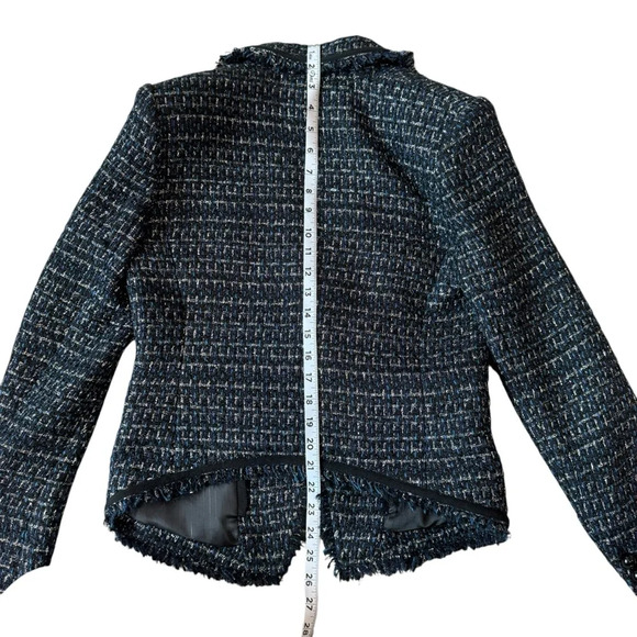 Veronica Beard Cooke Dicky Jacket in Navy. Size 6. - Picture 14 of 14